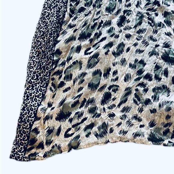 Leopard Print Infinity Scarf - Picture 2 of 3